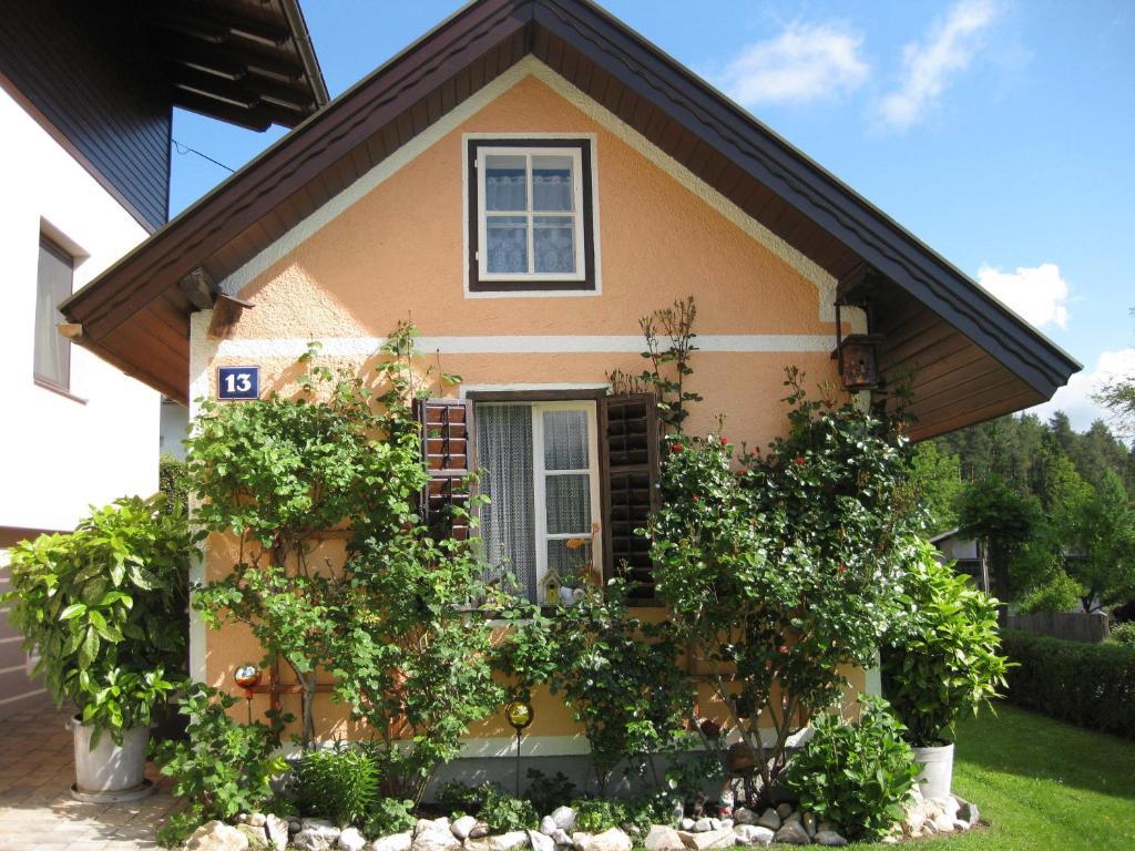 Gaestehaus Stroitz Drobollach am Faaker See Esterno foto